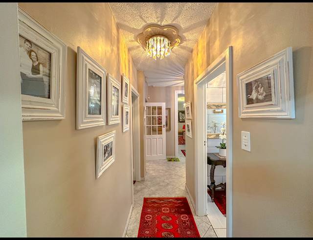 5 BEDROOM HOUSE FOR SALE IN KILDARE